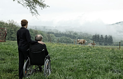 Martina Gedeck und Klaus Maria Brandauer in "DIE AUSLSCHUNG" - Regie: Nikolaus Leytner