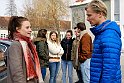 KALTE FÜSSE - Sonja Gerhardt, Jeanne Goursaud, Roman Schomburg, Komparserie - (c) Lotus Film/Petro Domenigg